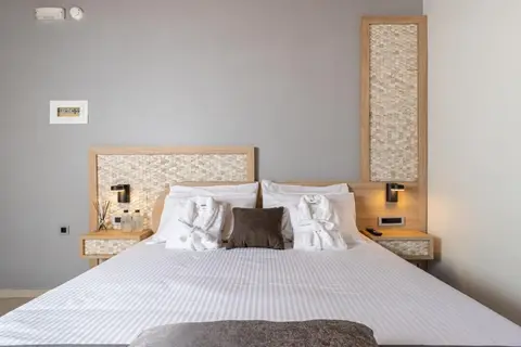 Metropolitan Pearl Boutique Hotel in Chania — foto 3
