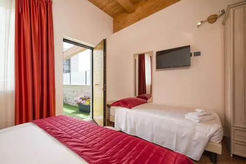 Simon Hotel in Pomezia, foto 30