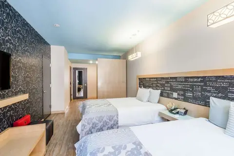 Tryp by Wyndham New York Times Square South in New York — foto 20