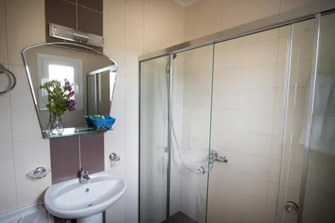 Baywatch Appartementen in Chrani — foto 6