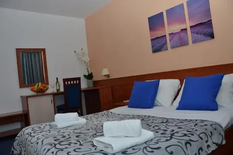 Liberty Hotel in Novalja — foto 11