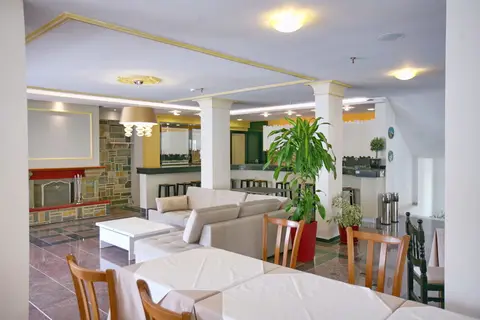 Theofilos Classic Hotel in Πέτρα — foto 11