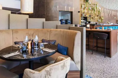 Crowne Plaza Nice Grand Arenas in Nice — foto 14