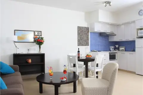 MarisMare Apartments in Ayia Napa — foto 12