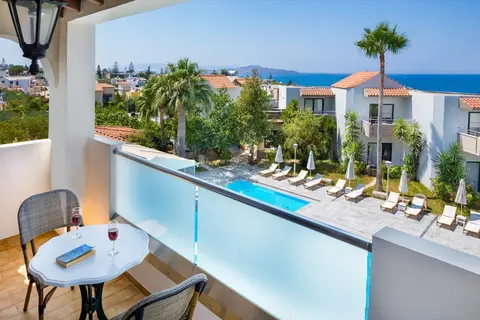 Nireas Hotel in Δαράτσος — foto 12