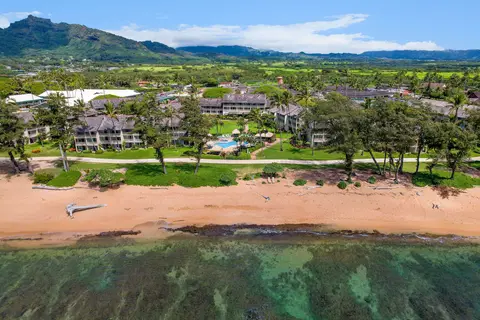 Aston Islander on the Beach in Kapaʻa — foto 9