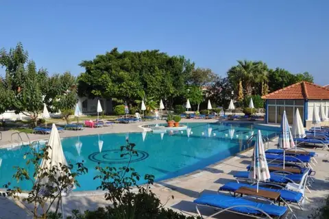 Hotel Sempati in Lapta — foto 2