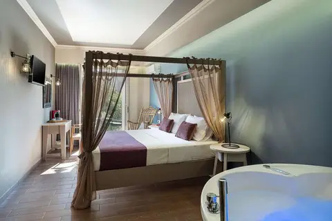 Elia Potie Studios in Chania