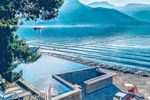 Carine Hotel Delfin in Bijela