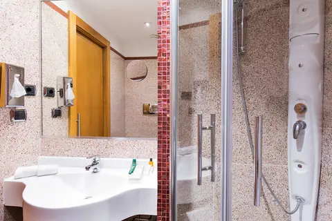 Hilton Garden Inn Rome Claridge in Rome, foto 21