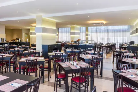 Tryp by Wyndham Lisboa Caparica Mar Hotel in Costa da Caparica — foto 7