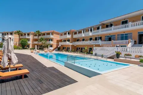 Matilda Hotel in Vasilikos — foto 18