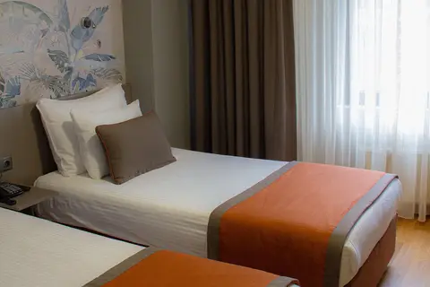 Benler Otel in Fatih — foto 4