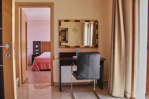 Hotel Nais Beach in Durres — foto 15