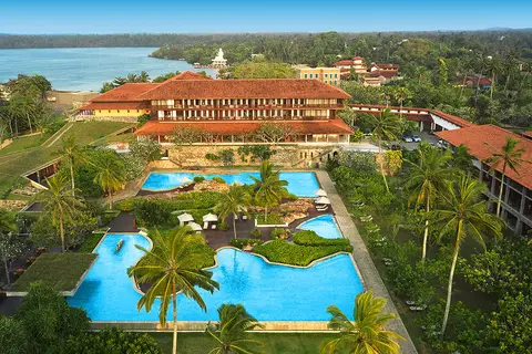 Cinnamon Bentota Beach in Bentota