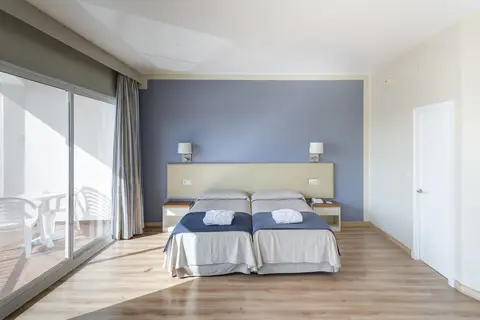 Hotel Agamenon Affiliated by Senator in Es Castell — foto 2