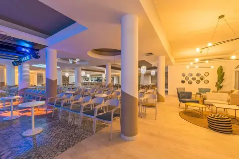 FERGUS Style Palmanova in Palmanova — foto 14