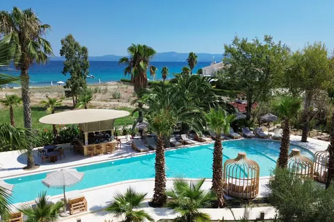 Nusa Suites & Villas in Pallini Municipal Unit