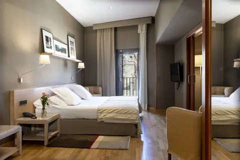 Parador de La Seu d’Urgell in Pyreneeën — foto 29