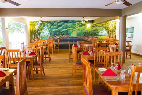 Travellers Beach Resort in Negril — foto 27