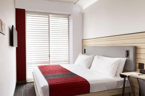 Pod Times Square foto 2