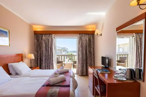 Ariti Grand Hotel in Korfoe — foto 20