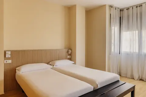Villarroel Apartments in Barcelona — foto 2