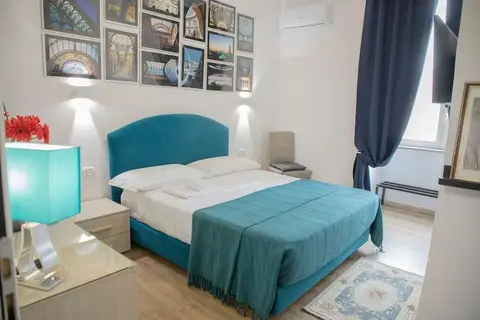 H22 Hotel in Napels, foto 7