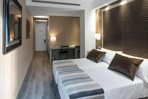 Catalonia Square Hotel in Barcelona — foto 3