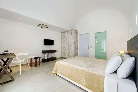 Cavo Bianco in Thira Municipal Unit, foto 16