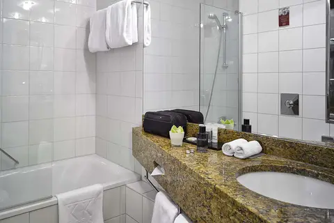 KK Central in Praag — foto 27