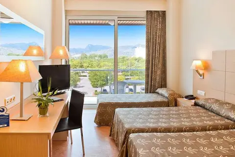 RH Bayren Parc in Gandia — foto 3