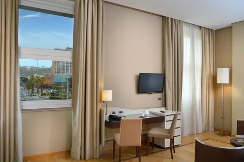 Palazzo Esedra in Napels, foto 21
