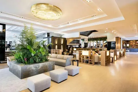 Melia Barajas in Madrid, foto 8