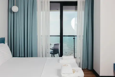 Royal G MAX in Durres — foto 5