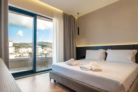 Sasso Hotel in Vlorë — foto 2