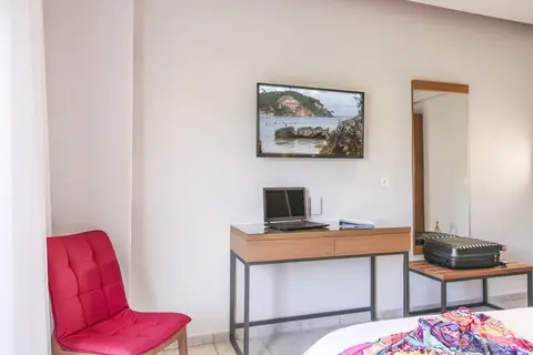 Royal Hotel and Suites in Δημοτική Ενότητα Παλλήνης — foto 27