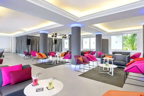 Hotel Vibra San Remo in Sant Josep de sa Talaia — foto 11