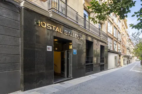 Hostal Ballesta in Madrid — foto 3