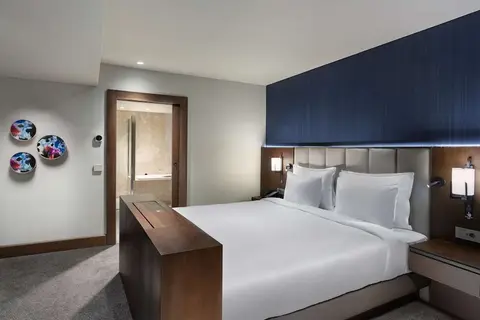 Crowne Plaza Istanbul Ortakoy Bosphorus in Beşiktaş — foto 4