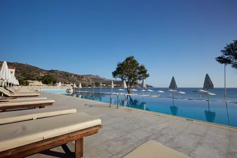 Grand Bay Beach Resort in Kolymbari — foto 24