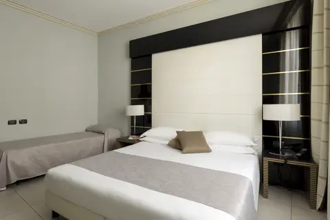 Hotel Palazzo Salgar in Napels — foto 25