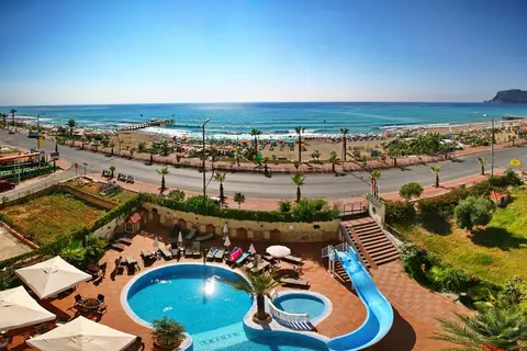 Bella Bravo in Alanya — foto 3