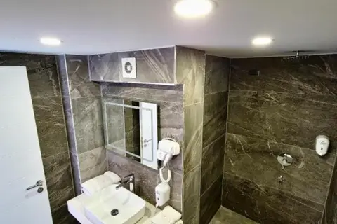 Hotel Alion 21 in Durres — foto 27