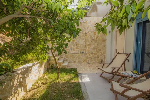 Hotel Grand Akrotiri Resort in Municipal Unit of Apollonioi — foto 5