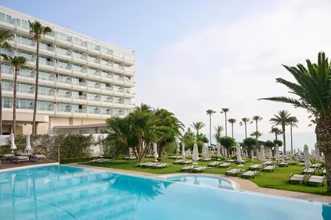 Sunrise Beach Hotel in Παραλίμνι — foto 29