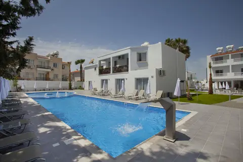 Princessa Vera Hotel Apartments in Paphos — foto 3