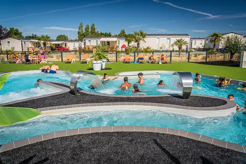 Camping Le Nid D été in Les Sables-d'Olonne — foto 14