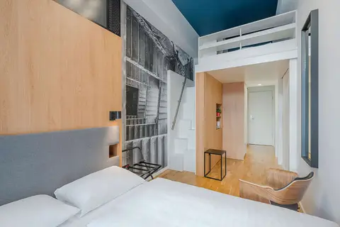 Dean's Home Budapest in Boedapest — foto 3