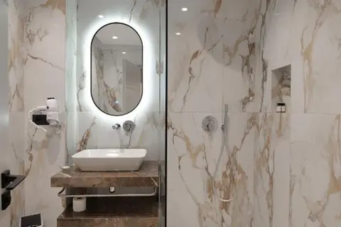 Hotel Oasis in Saranda — foto 16